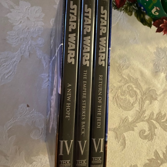 StarWarsDVDs🔥 7/$10 Bundles🔥 - Picture 2 of 11